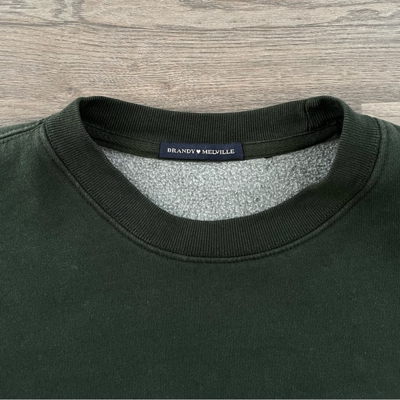 Brandy Crewneck - Picture 2 of 2